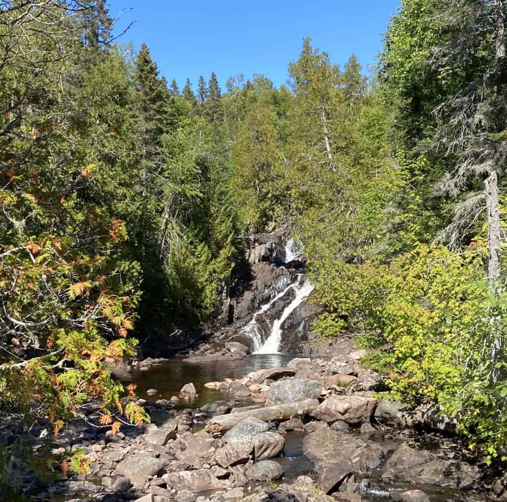 rainbow-falls-northern-ontario