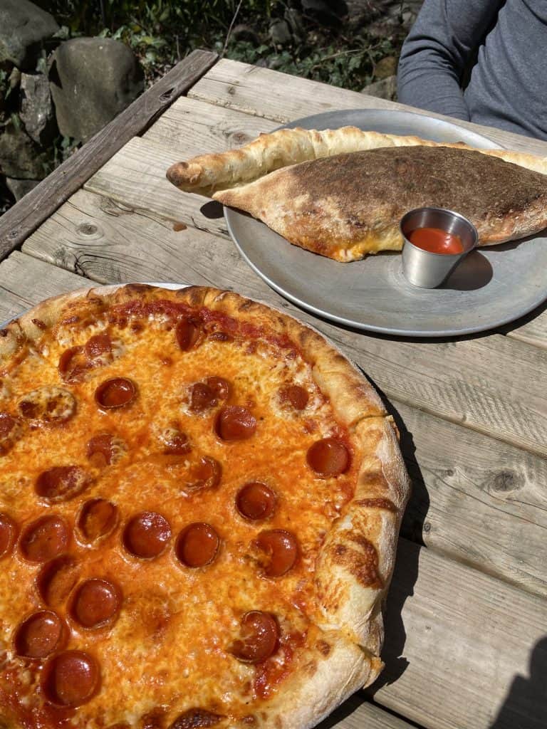 bonfire-on-queen-pizza-paisley-ontario