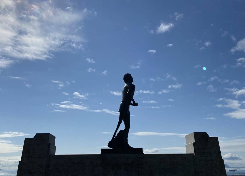 terry-fox-memorial-thunder-bay